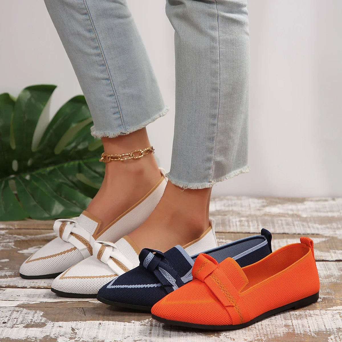 Women's Spring and Autumn Outfit Pointed Flat Breathable Casual Knot Shoes Women's Blue Pregnant Women's Low Heel Moon Shoes