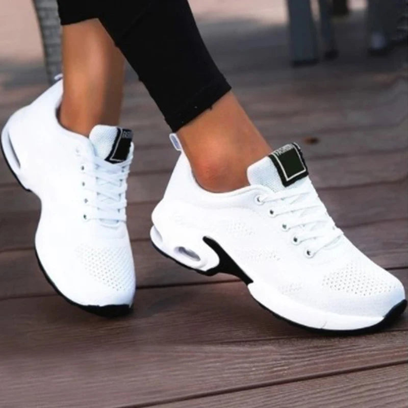 Fashion Women Sneakers Lace Up Women's Sneakers Plus Size Platform Shoes Soft Breathable Zapatillas Mujer Female Footwear