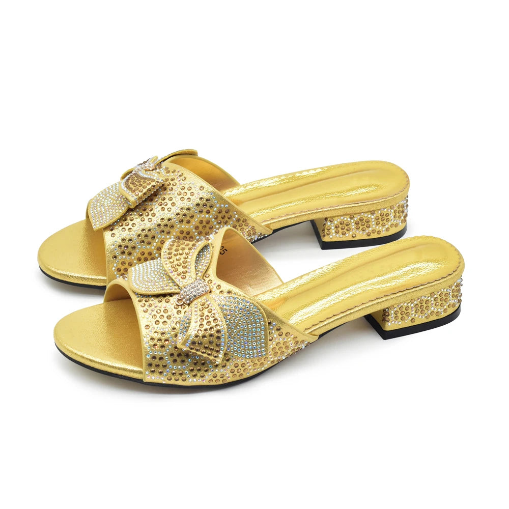 Women Bow Pumps Decorated with Rhinestone Slip-On Peep Toe Low Heels Ladies Dress Party Shoes for Bride's Wedding