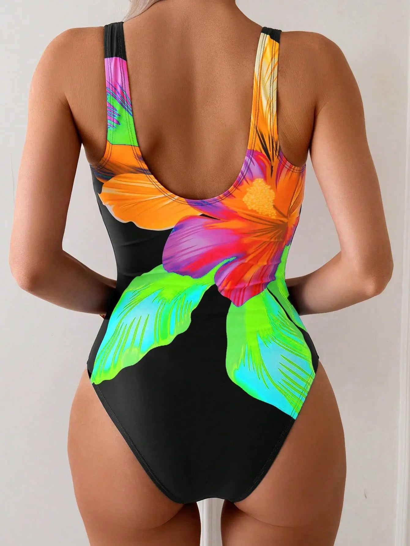 Women’s Printed One-Piece Swimsuit – Push-Up Slim Fit Swimwear for Beach, Pool & Summer Vacation