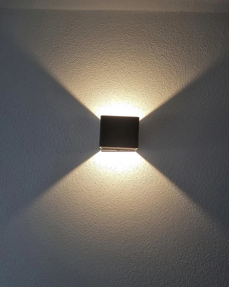 LED-wandlamp, USB-oplaadbaar, aluminium, nachtlampje voor binnen, met bewegingssensor voor slaapkamer, gang, trap, kamerverlichting