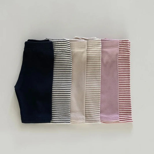 2025 Zomer Nieuwe Kinderen Katoenen Gestreepte Legging Baby Jongen Meisje Effen Elastische Shorts Peuter Veelzijdige Middelste Broek Kinderen Legging Unisex