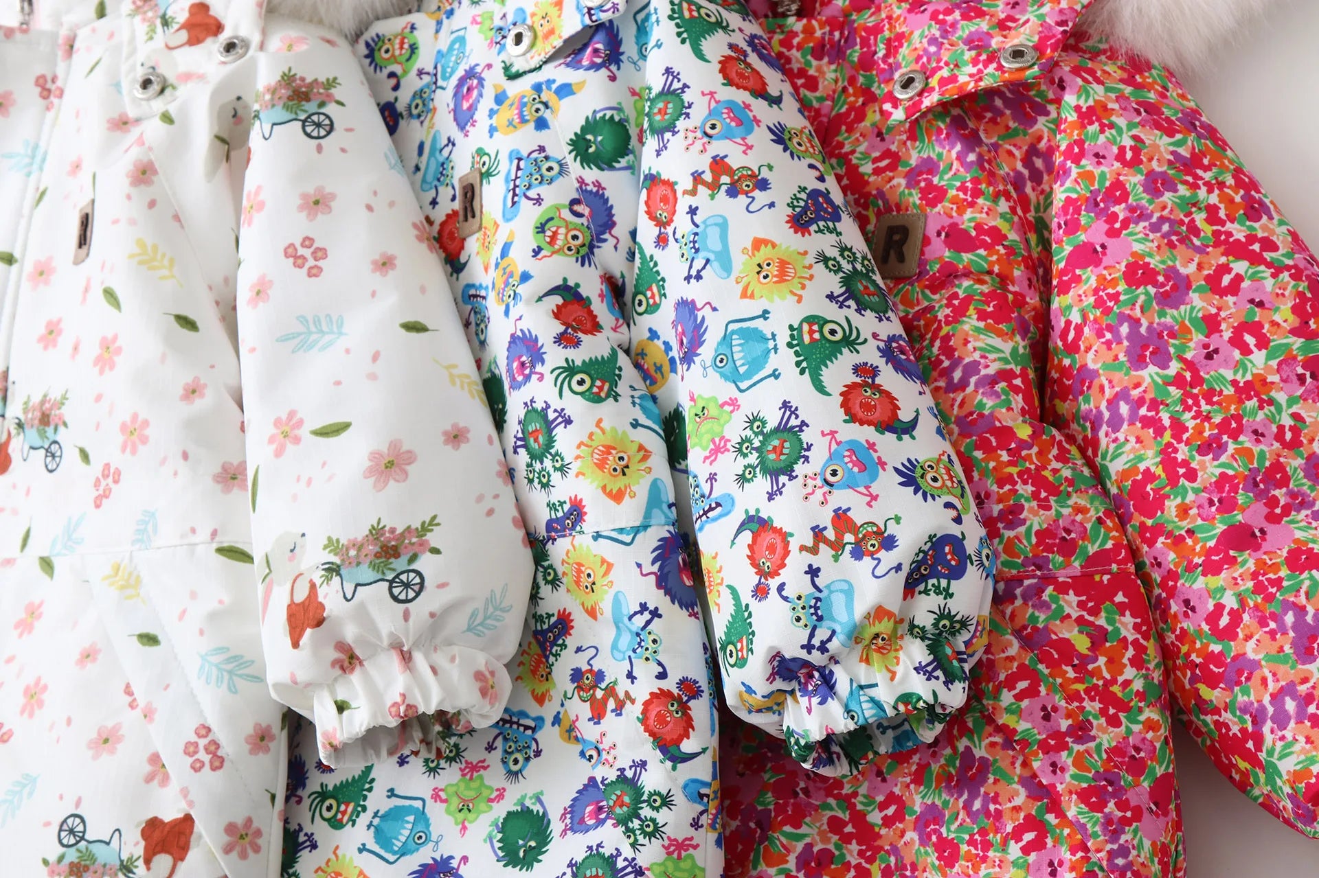 Kid's Snowboard Clothing 2024 Winter Children's Snow Suit Girls Floral Printed Ski Suit Boys Fur Lining Hooded Snowboard Coats 4-6Y Unisex