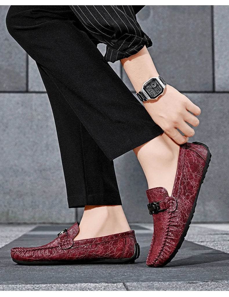 Fashionable Men Business Formal Shoes Slip-on Male Lazy Person Walking Loafers Luxury Brand Adult Leisure Driving Shoes