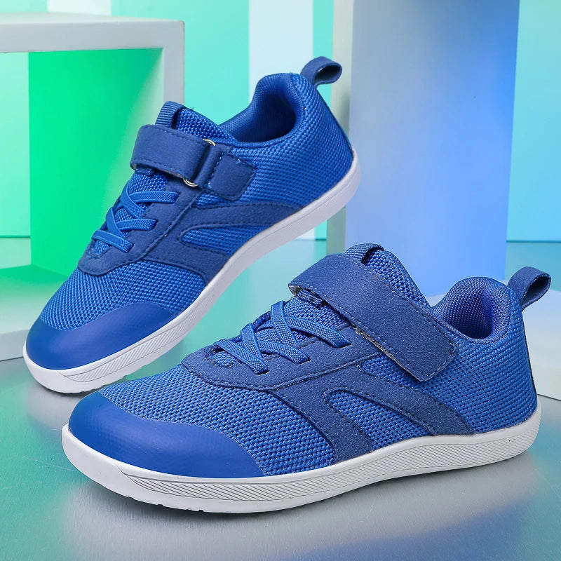 Ademende kindersportschoenen voor jongens en meisjes met brede voeten - Lichtgewicht voor hardlopen en wandelen en antislip